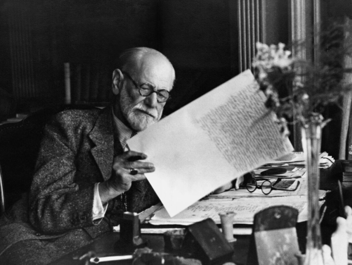 Sigmund Freud | Όταν στον Ιερό Βράχο της Ακρόπολης του αποκαλύφθηκε το Οιδιπόδειο σύμπλεγμα