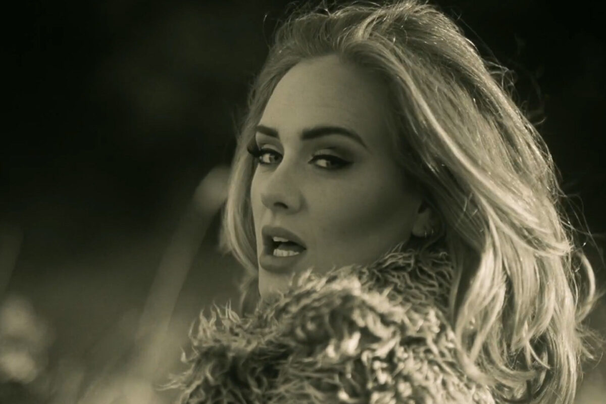 Συμβόλαιο – χρυσάφι για την Adele