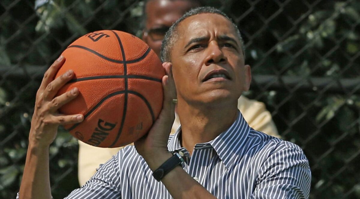 O Barack Obama ιδιοκτήτης ομάδας του NBA;