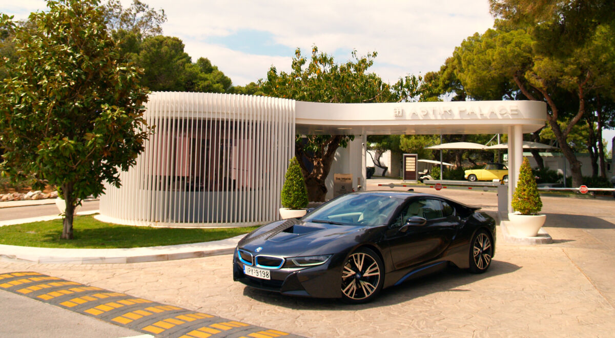 Klik Drive || BMW i8: Οδηγούμε το διαστημικό Batmobile της BMW! (photos)