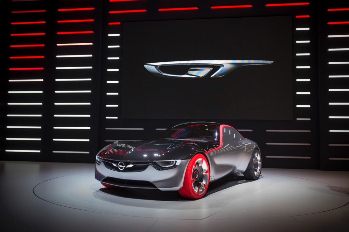 Σημαντική διάκριση για το διαστημικό Opel GT Concept! (photos)