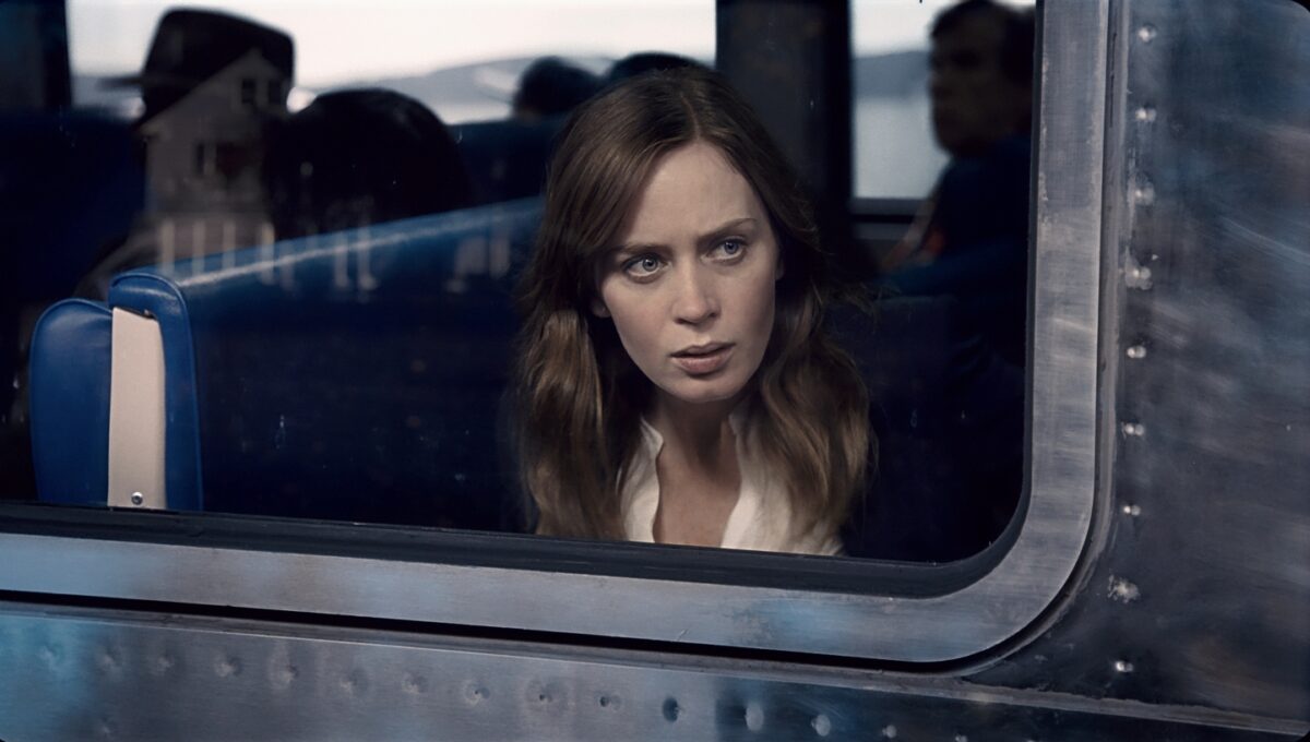 Η Emily Blunt είναι «Η Κοπέλα στο Τρένο»