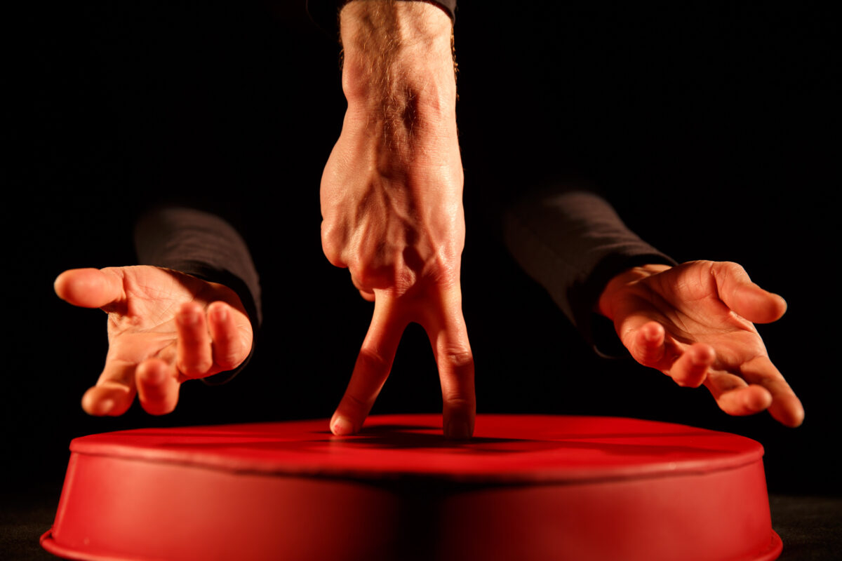 Δύο δάχτυλα… χορεύουν