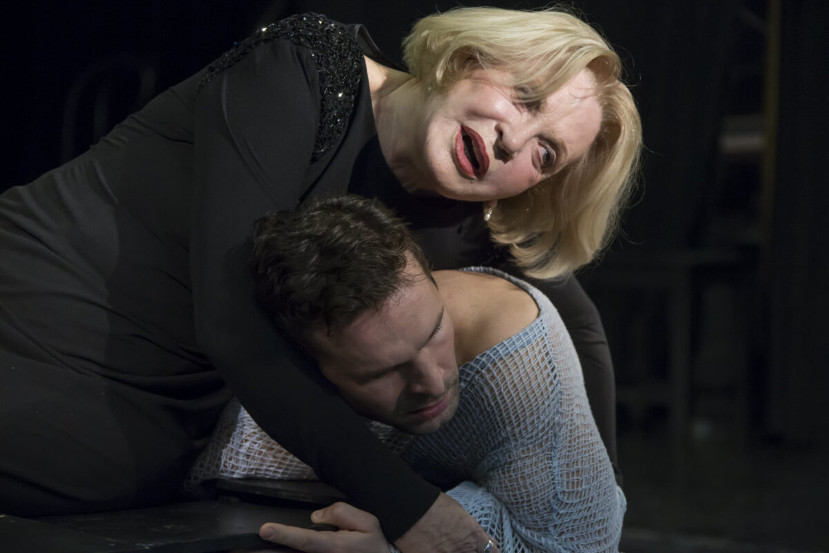 Έλληνες και Ρώσοι ηθοποιοί παρουσιάζουν τον «Οιδίποδα» στην Επίδαυρο