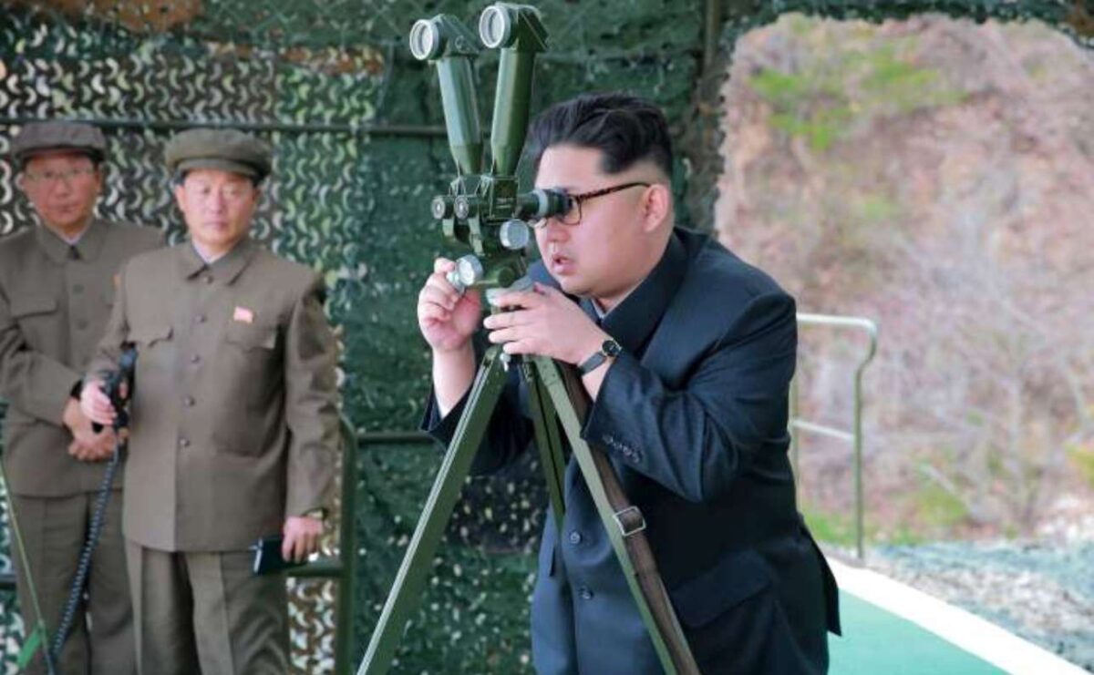 O Kim Jong Un θέλει να υψώσει την σημαία της Βόρειας Κορέας στο Φεγγάρι