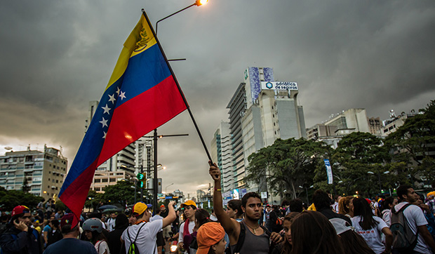 H Βενεζουέλα κλονίζεται