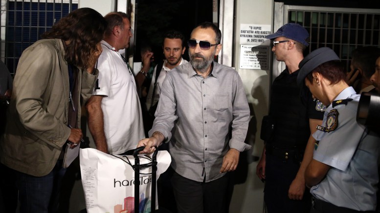 Ιδού και ο υιός . Ο Βλαδίμηρος Καλογρίτσας