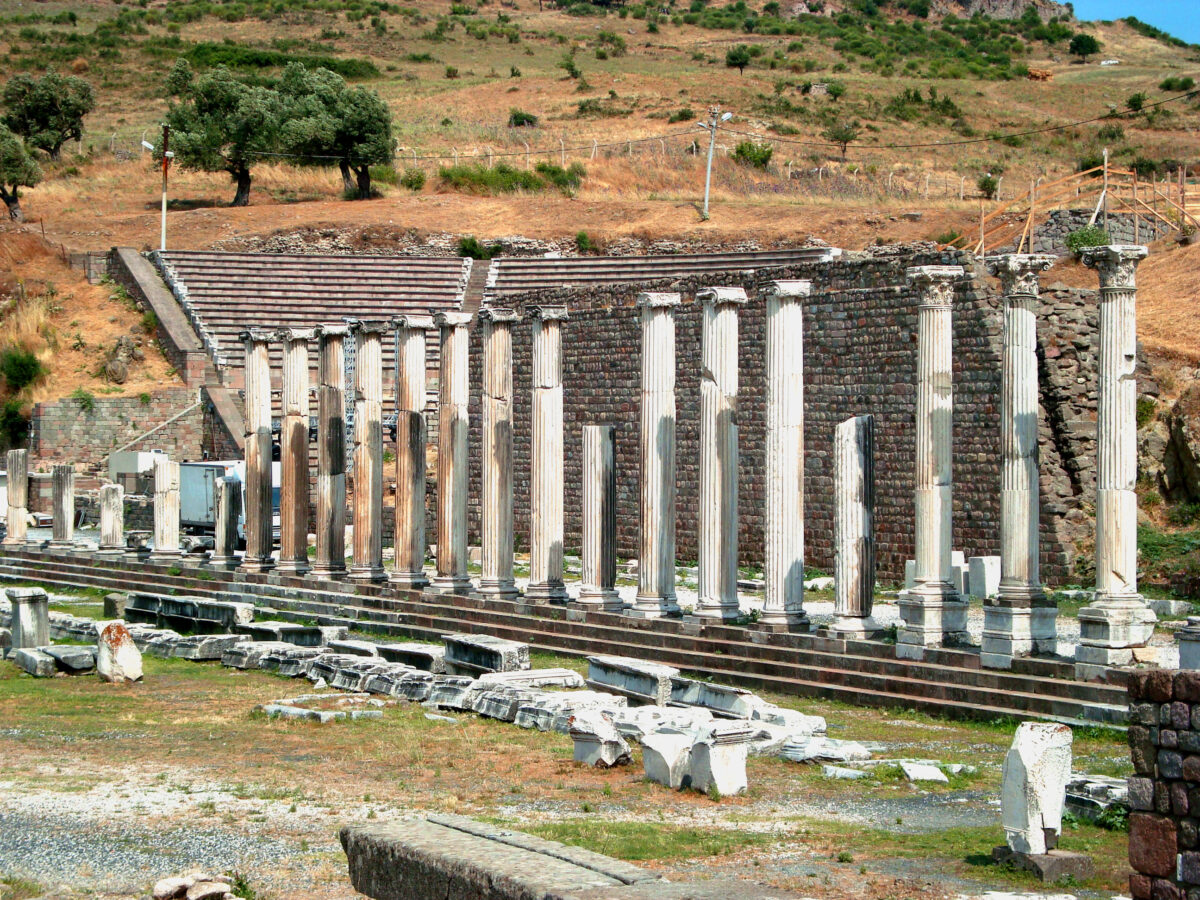 Στην Ακρόπολη της Μικράς Ασίας