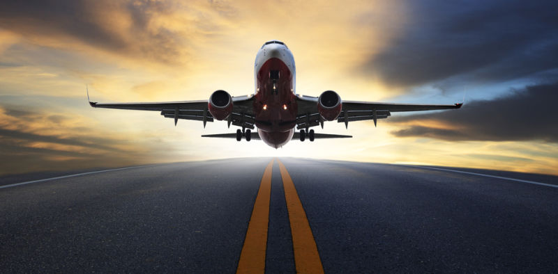 Επιτέλους μάθαμε γιατί τα αεροπλάνα είναι λευκά