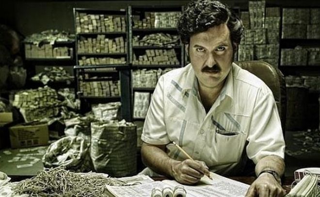 Infiltrator: Πόσο πλούσιος θα ήταν ο Εσκομπάρ αν ζούσε σήμερα