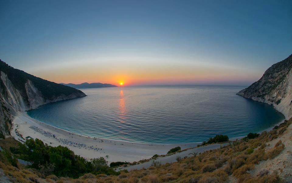 Μια ελληνική παραλία στις 9 πιο εξωτικές του κόσμου