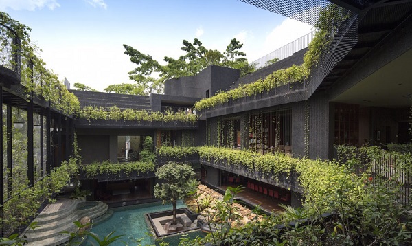 Ένας μυστικός κήπος σε κατοικία της Σιγκαπούρης