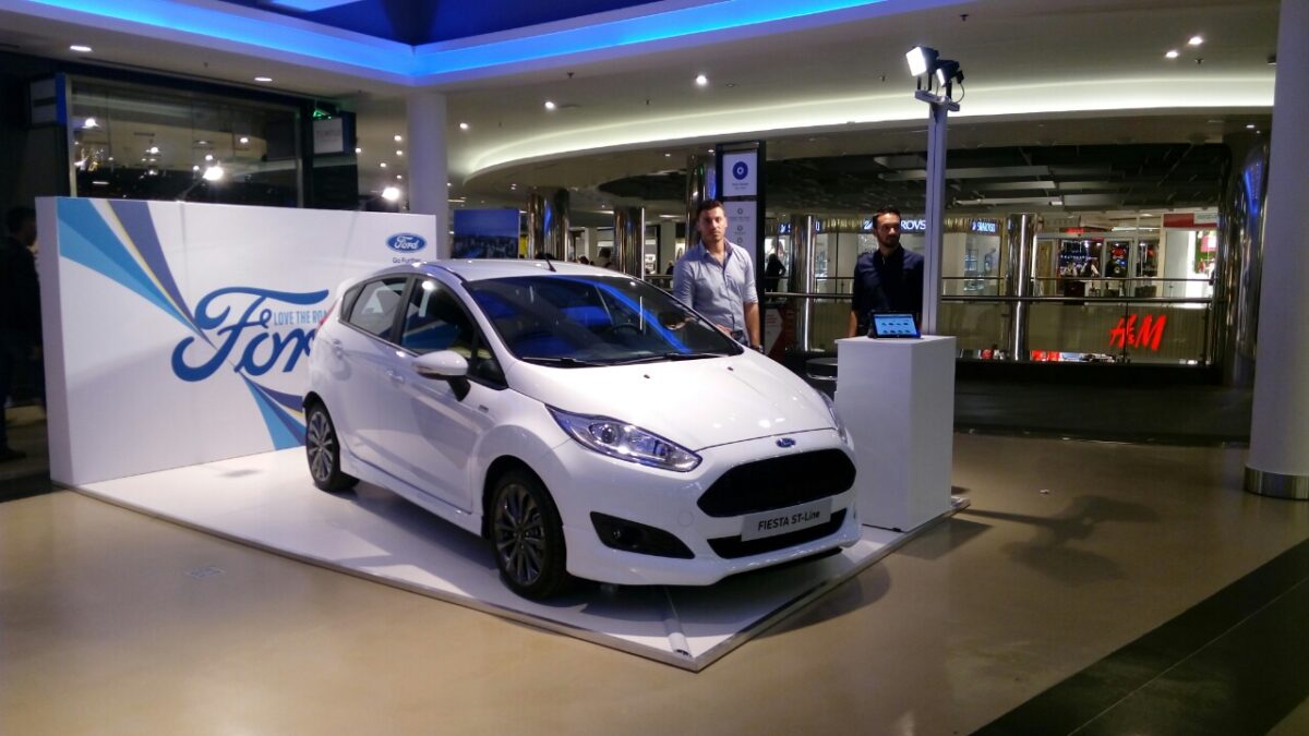 Ford: «Παρκάρει» στο Mediterranean Cosmos της Θεσσαλονίκης