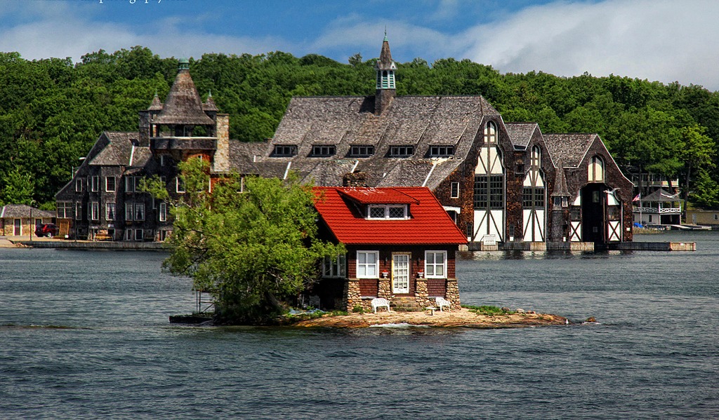 Just Room Enough Island: Το νησάκι που έχει μόνο ένα σπίτι!