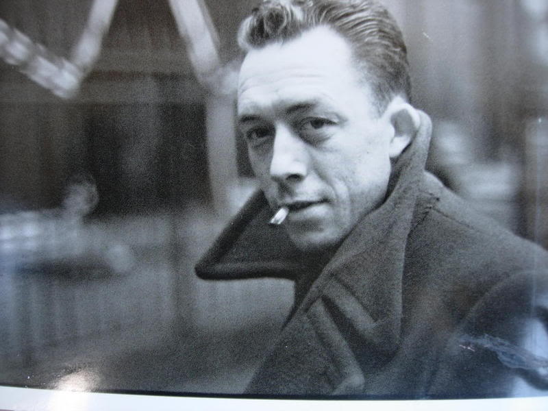Albert Camus: Η αλήθεια και η ελευθερία είναι απαιτητικές ερωμένες, γι’αυτό κι έχουν λίγους εραστές