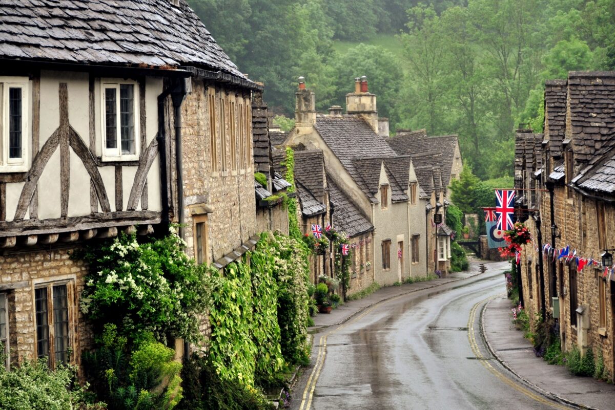 Castle Combe: Το σχεδόν ψεύτικο χωριό της αγγλικής υπαίθρου