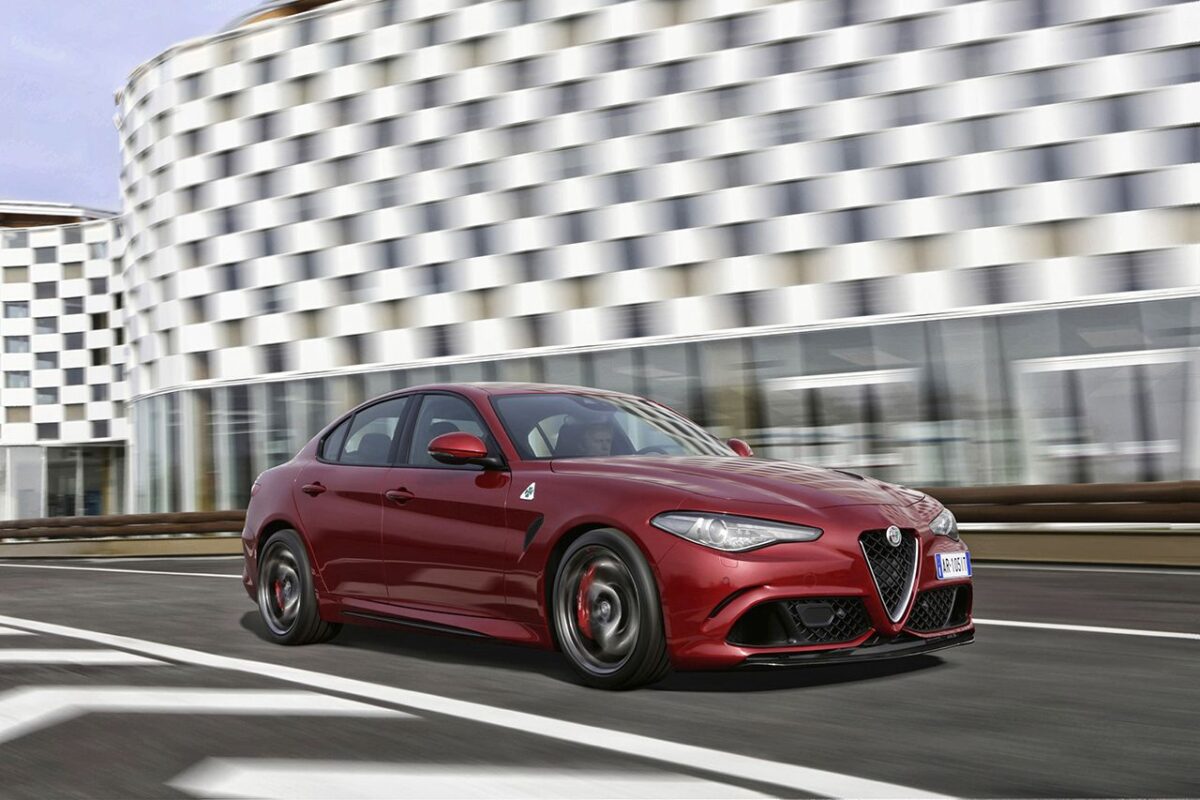Ομορφότερο αυτοκίνητο για το 2016 η Alfa Romeo Giulia