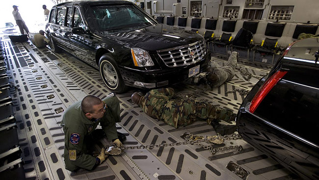 Έφτασε ένας μικρός στρατός για την ασφάλεια του Ομπάμα