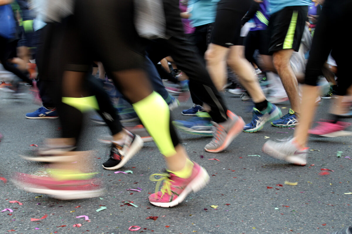 Τρέχουμε γιατί μας κυνηγάνε!