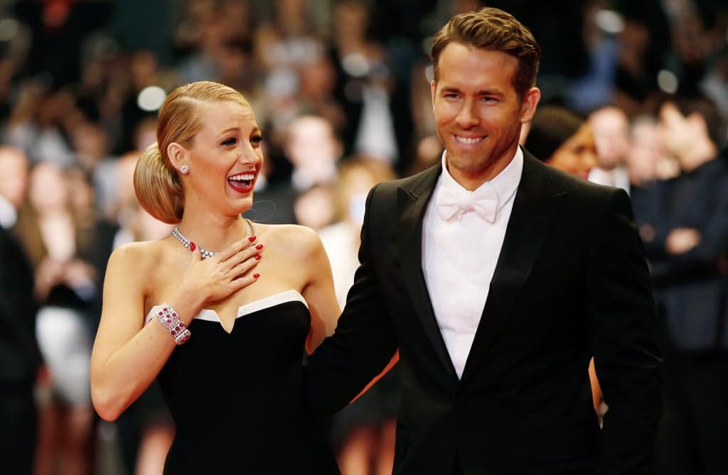 Ο Ryan Reynolds αποκαλύπτει πώς ερωτεύτηκε την Blake Lively και είναι αδύνατον να μην τον ερωτευθείς