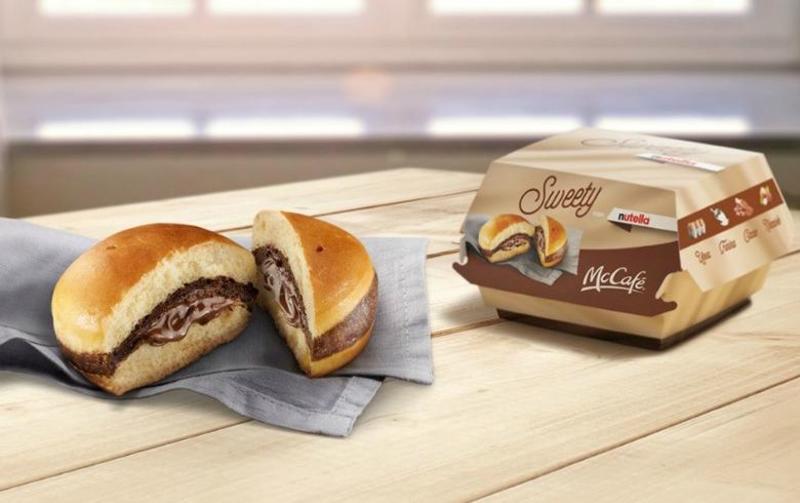 Nutella burger: Το πιο λαχταριστό burger έχει γέμιση πραλίνας φουβντουκιού