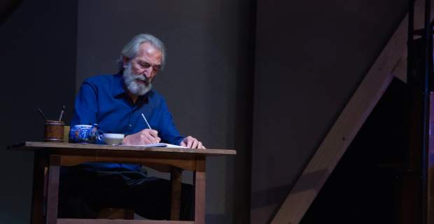 Οι τελευταίες ώρες του Νίκου Ζαχαριάδη στη σκηνή