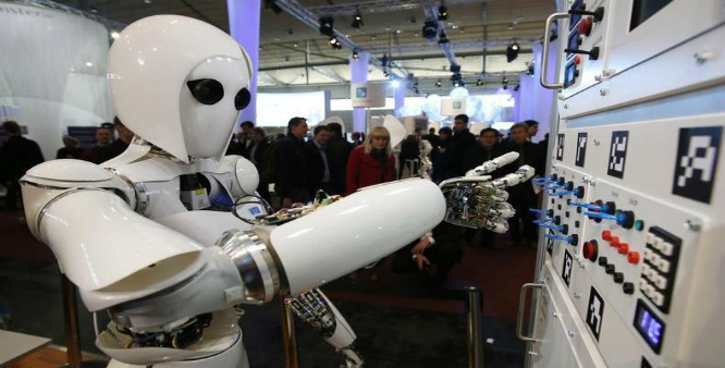 Ακόμα και τα ρομπότ κόβονται στις εξετάσεις