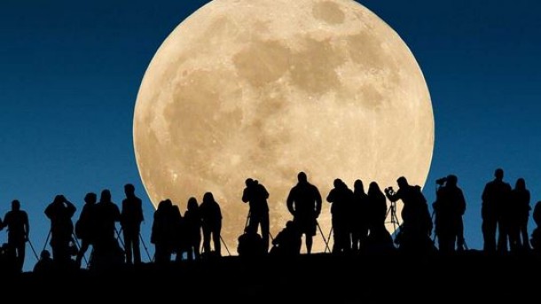 Πως θα μας επηρεάσει η σημερινή τρίτη υπερπανσέληνος στην σειρά;