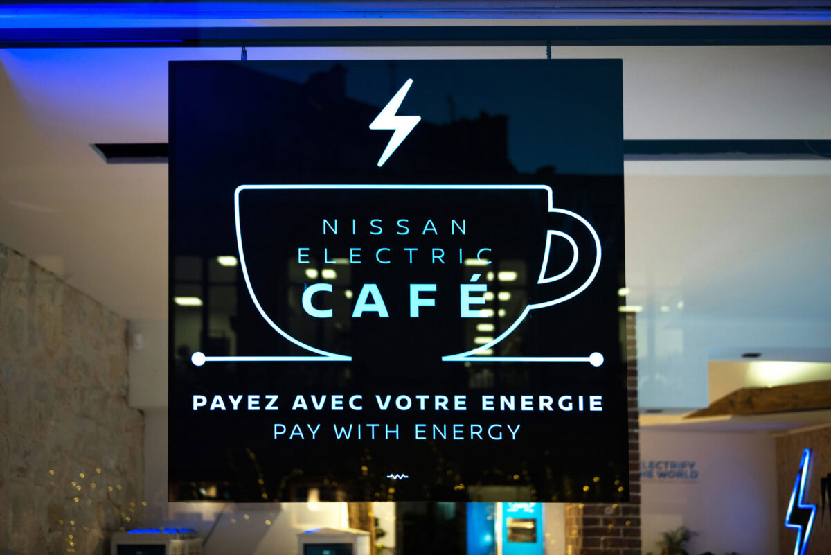 Nissan Electric Cafe: Μία «ηλεκτροκίνητη» καφετέρια στο Παρίσι! (video)