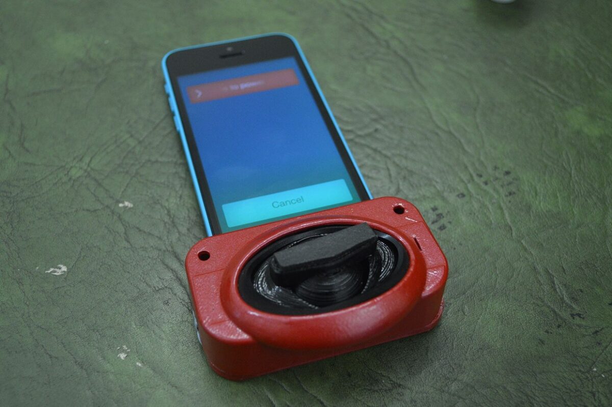 Kissenger: Ένα gadget για φιλιά από απόσταση
