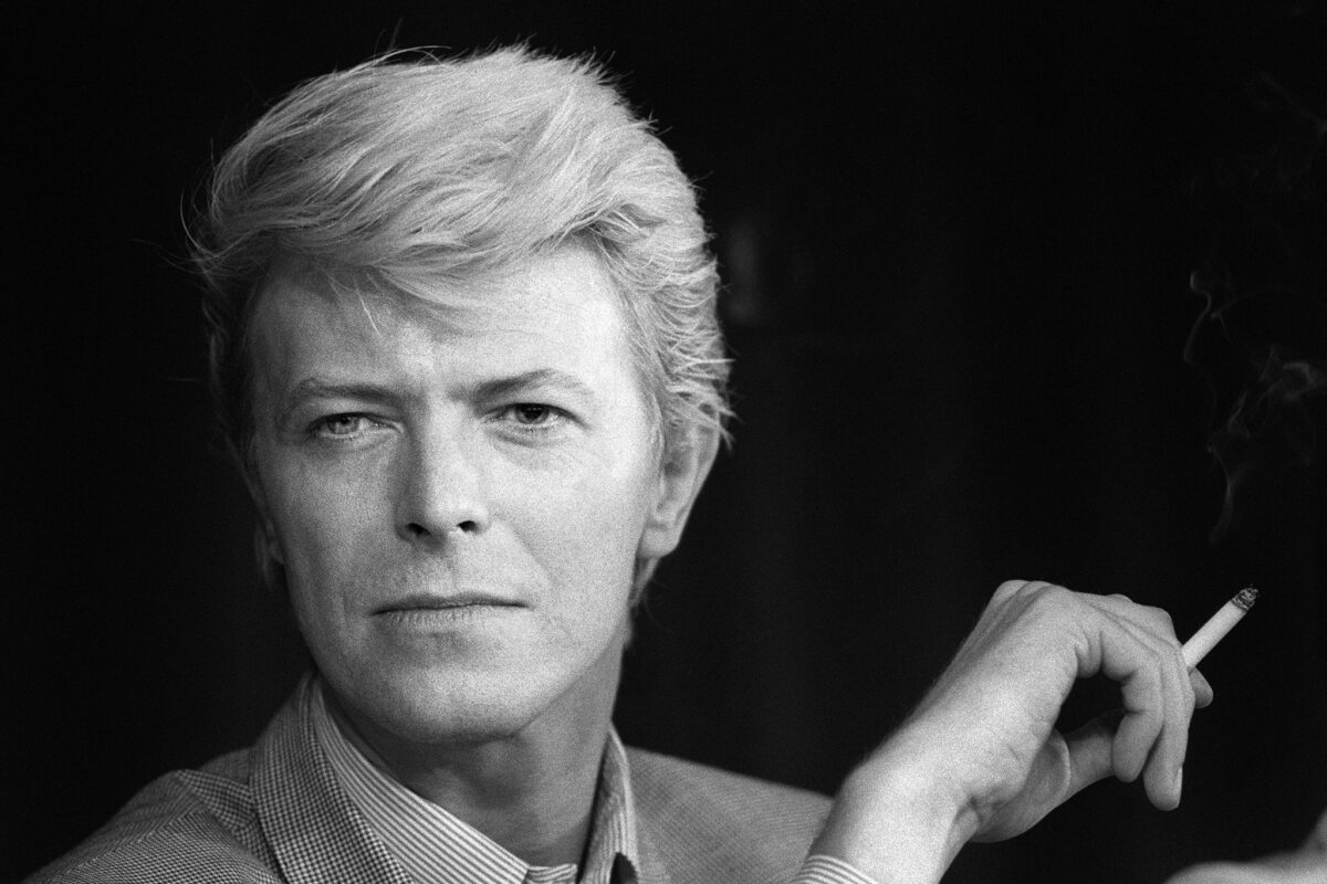David Bowie: Κοίτα εδώ ψηλά, είμαι στον ουρανό