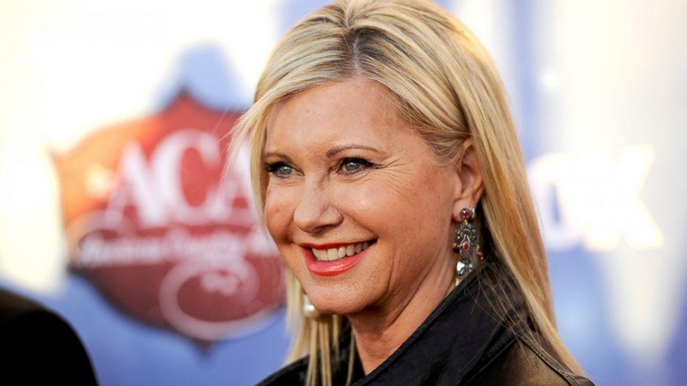 Olivia Newton John: «Πίστευα ότι ο καρκίνος είχε εξαπλωθεί σε κάθε μέρος του σώματός μου»