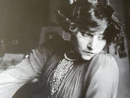 Colette | Όταν κανείς αγαπιέται δεν αμφιβάλλει για τίποτα. Όταν αγαπάει, αμφιβάλλει για όλα