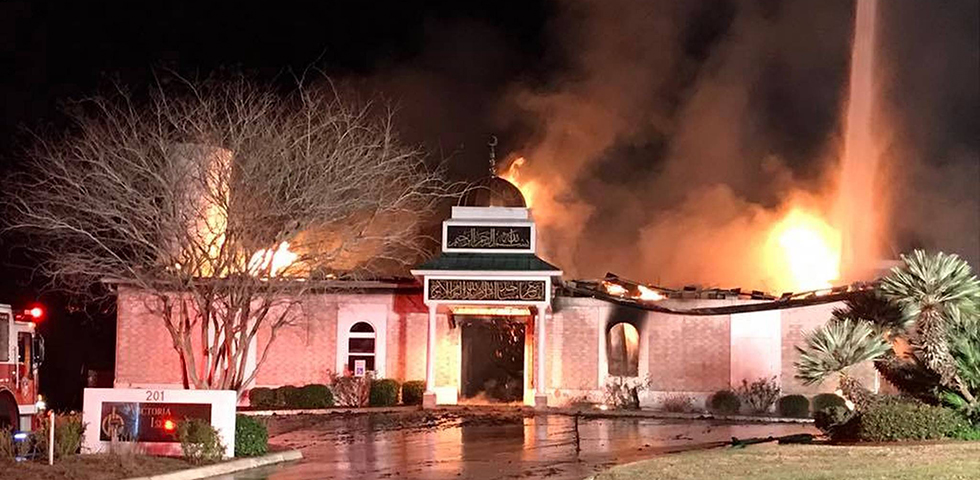 Εβραίοι στο Τέξας μοιράζονται τη συναγωγή τους με μουσουλμάνους…