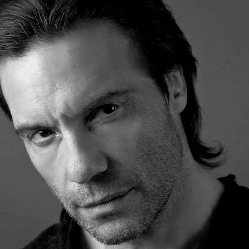 Ο Στράτος Τζώρτζογλου επιστρέφει στο Θέατρο Τέχνης του Καρόλου Κουν