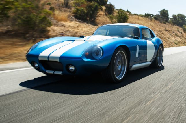 Renovo Coupe – Το ηλεκτροκίνητο supercar που στέλνει την αυτοκίνηση σε άλλη διάσταση!