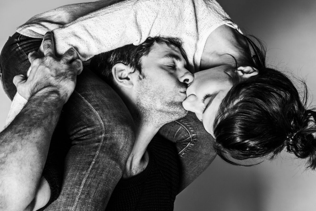 12 παραστάσεις για τον έρωτα, το σεξ και την αγάπη στη σκηνή