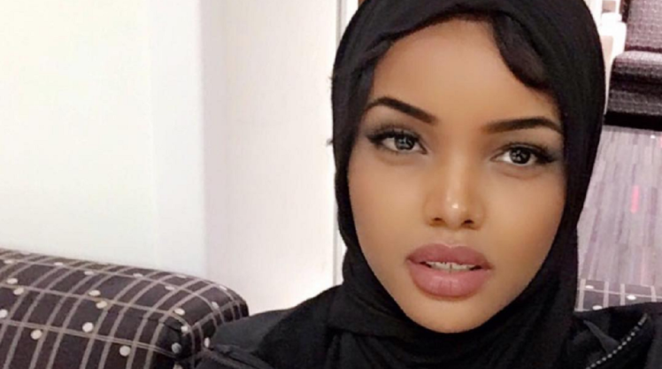 Γνώρισε την Halima Aden, το «κορίτσι» του Kanye West