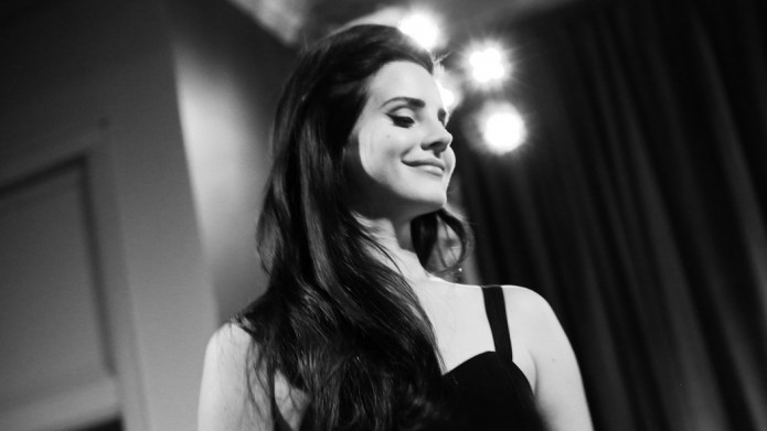«Love»: Αυτό είναι το νέο τραγούδι της Lana Del Rey