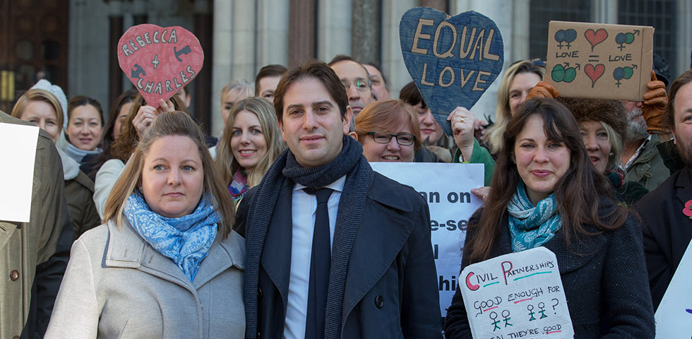 Απαγορευμένο το σύμφωνο συμβίωσης για τα ετερόφυλα ζευγάρια στη Μεγάλη Βρετανία…