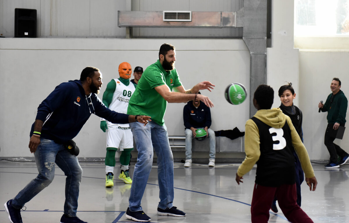 Mercedes-Benz και Παναθηναϊκός Superfoods με το «Χαμόγελο του Παιδιού»