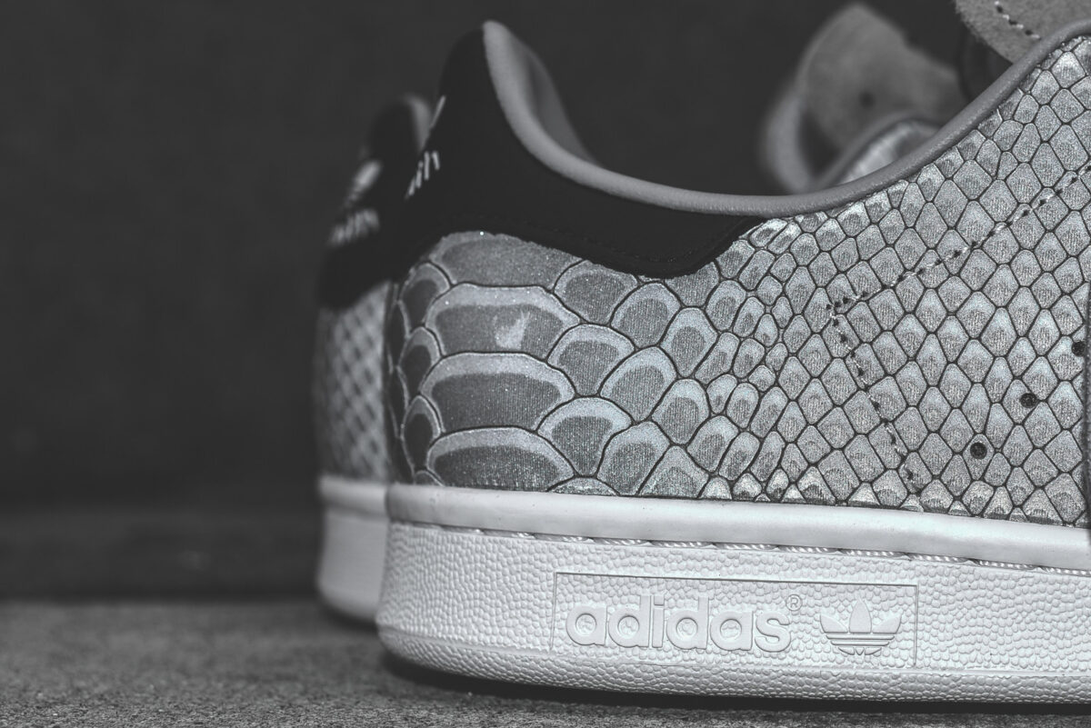 Η Adidas «τρώει» την Nike