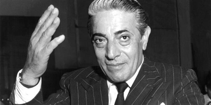 Αριστοτέλης Ωνάσης:Οι καλύτερες συμφωνίες και το καλύτερο σεξ γίνονται έξω από τα καθιερωμένα…