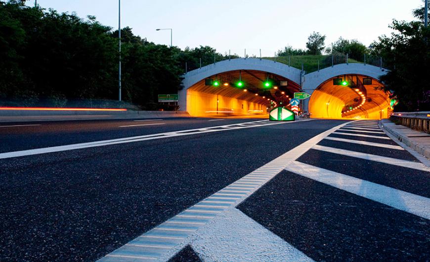 Ένα εντυπωσιακό βίντεο από την νέα σήραγγα στα Τέμπη