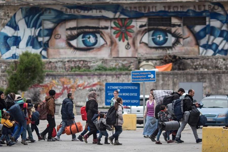Η Ελλάδα αφέθηκε στην τύχη της