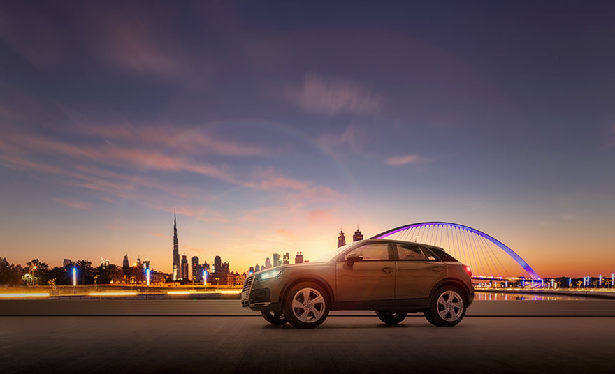 Έκανε διαφήμιση για την Audi με αυτοκίνητο – παιχνίδι 32 δολαρίων!