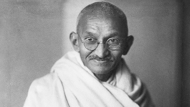 Mahatma Gandhi | Πρώτα σε αγνοούν, μετά σε κοροϊδεύουν, μετά σε πολεμούν,μετά τους νικάς.