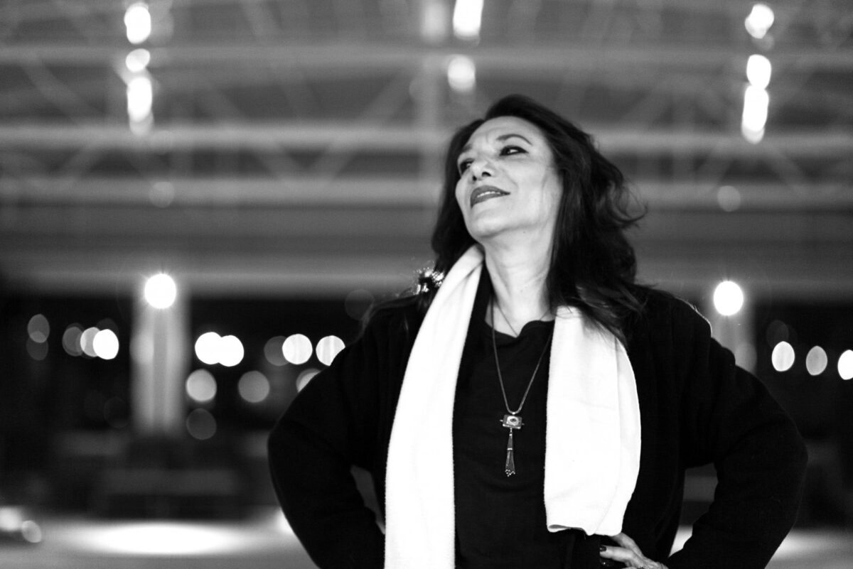 Ελένη Βιτάλη: Ίσως φταίνε τα φεγγάρια...