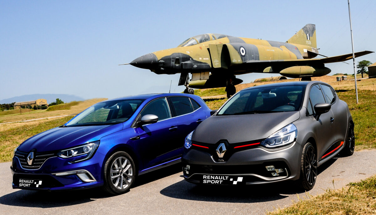 Renault Sport: Σε χαμηλές πτήσεις με μαχητικά αεροσκάφη! (photos)