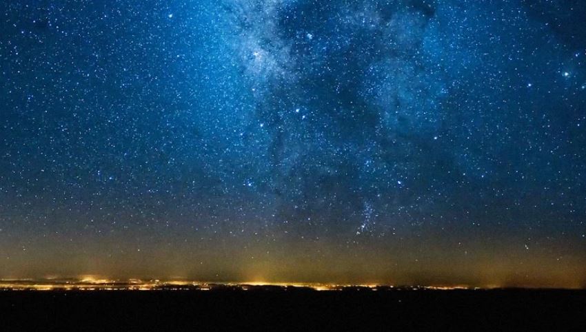 Κυβερνήτης αεροσκάφους καταγράφει τη νυχτερινή πτήση Ζυρίχη-Σάο Πάολο σε ένα μαγικό time-lapse βίντεο
